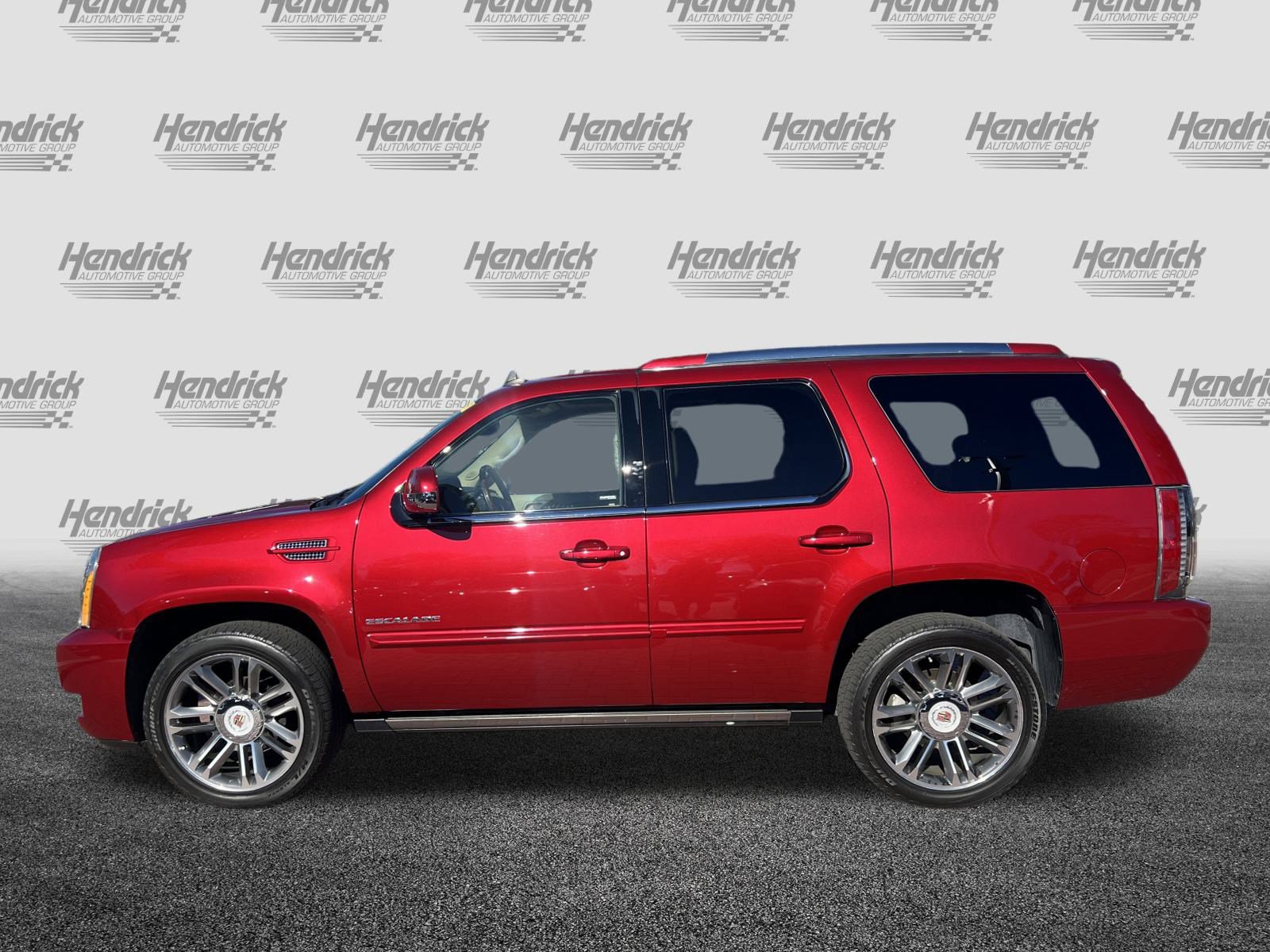 Used 2014 Cadillac Escalade Premium image 7