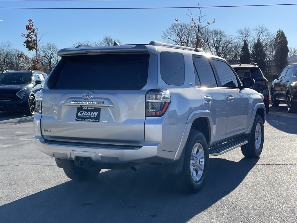 Used 2018 Toyota 4Runner SR5 image 7