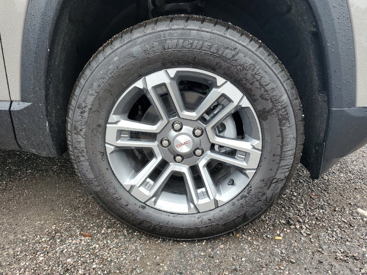 New 2027 GMC Terrain Elevation FWD image 6