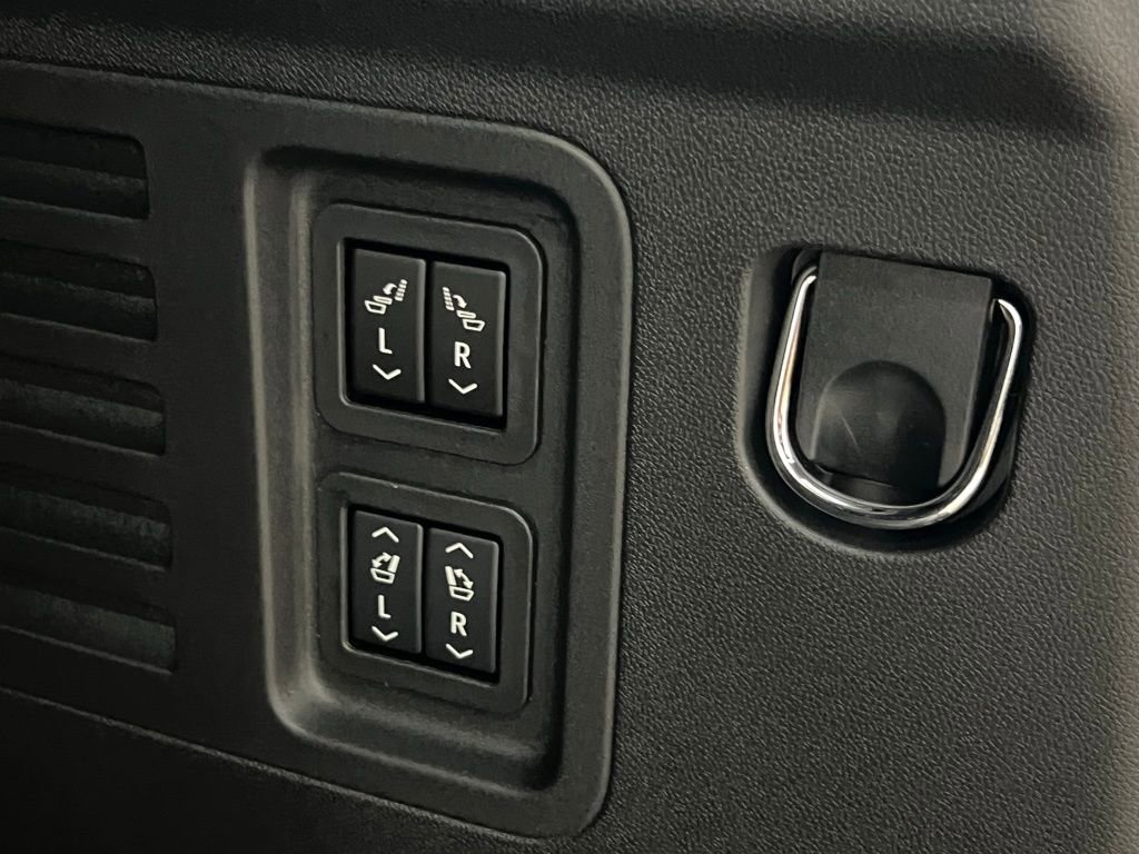 New 2026 Buick Enclave Sport Touring w/ Power Package image 43