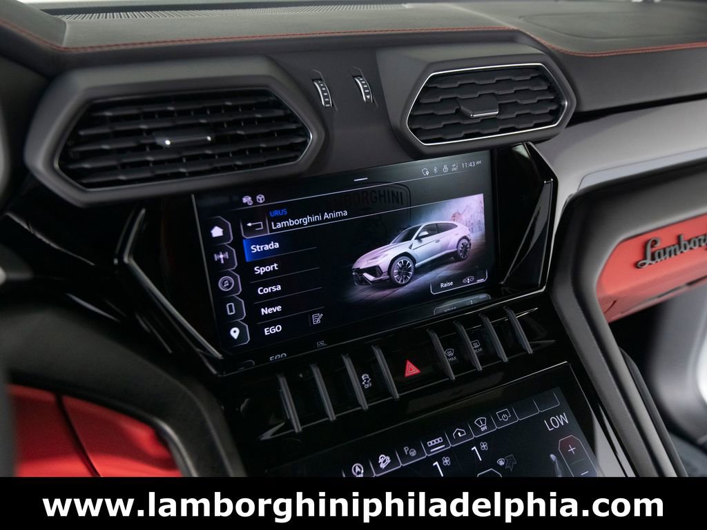 Used 2024 Lamborghini Urus S AWD/4WD image 22