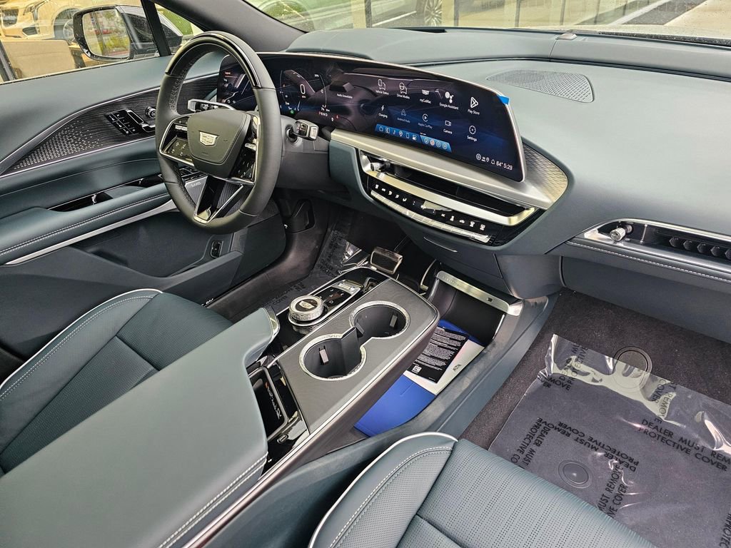 New 2026 Cadillac Lyriq Signature Sport w/ Nappa Leather Package AWD/4WD image 10