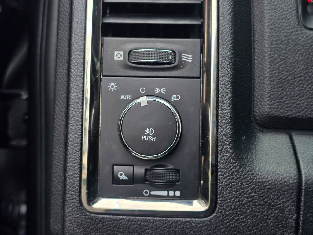 Used 2016 RAM 1500 Sport image 27