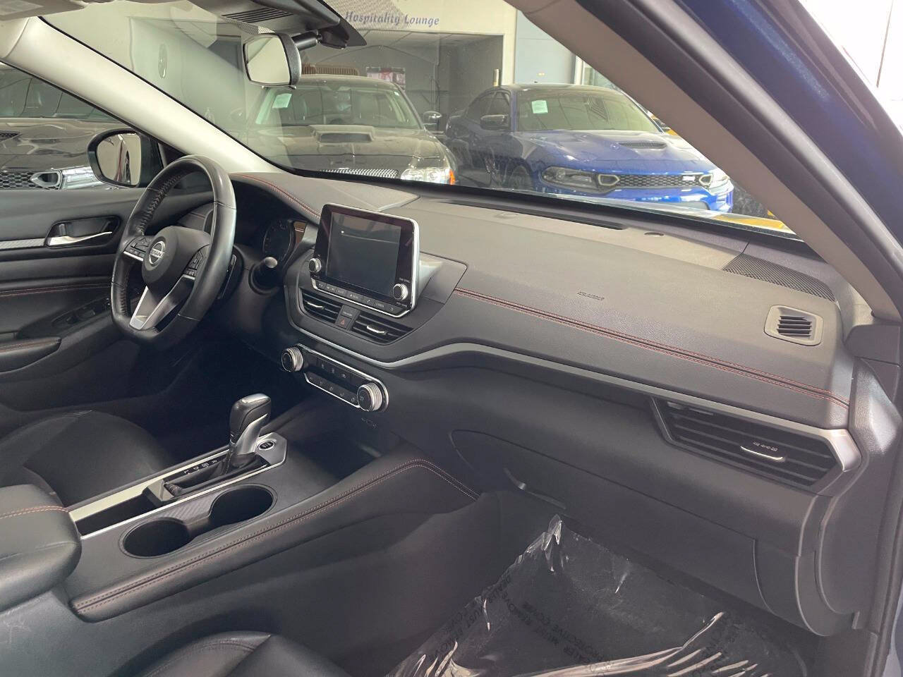 Used 2022 Nissan Altima 2.5 SR FWD image 28