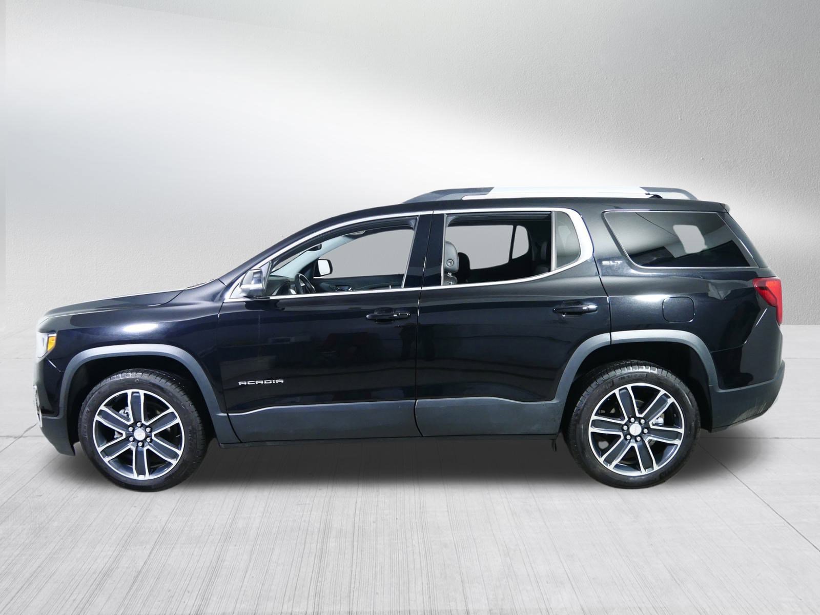 Used 2023 GMC Acadia SLT w/ Technology Package image 4