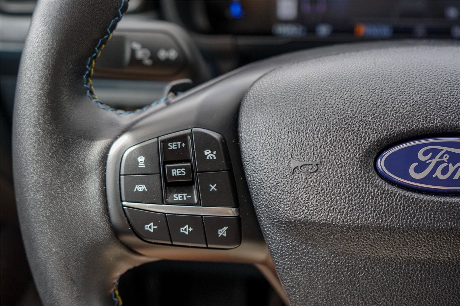 Used 2025 Ford Maverick Lobo image 17