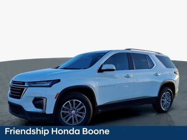 Used 2023 Chevrolet Traverse LT FWD image 2