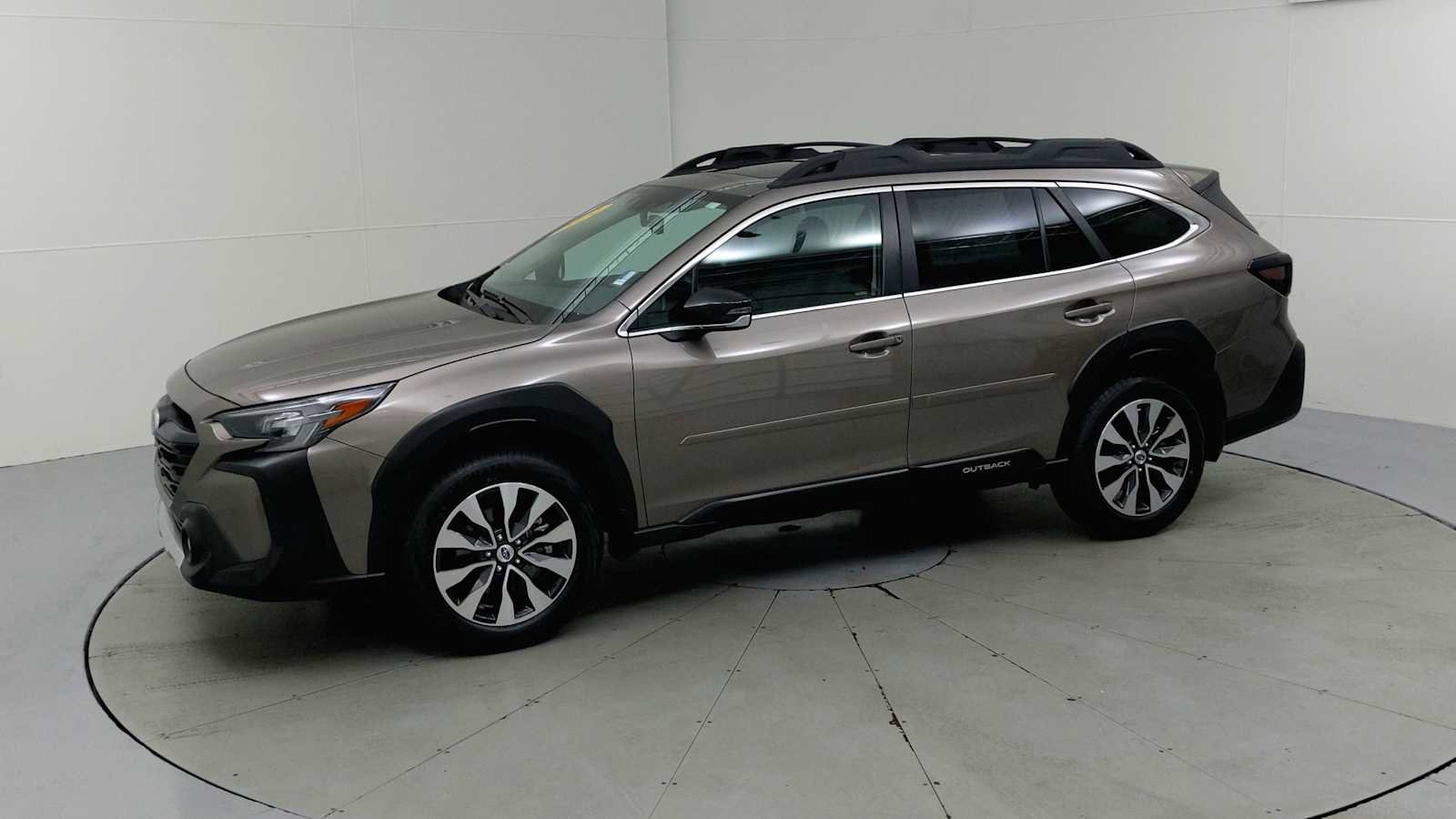 Certified 2024 Subaru Outback Limited image 5