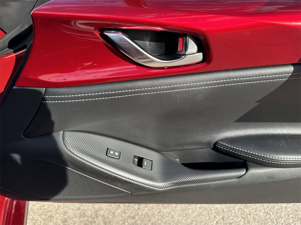 Used 2022 MAZDA MX-5 Miata Grand Touring w/ Weather Package image 44