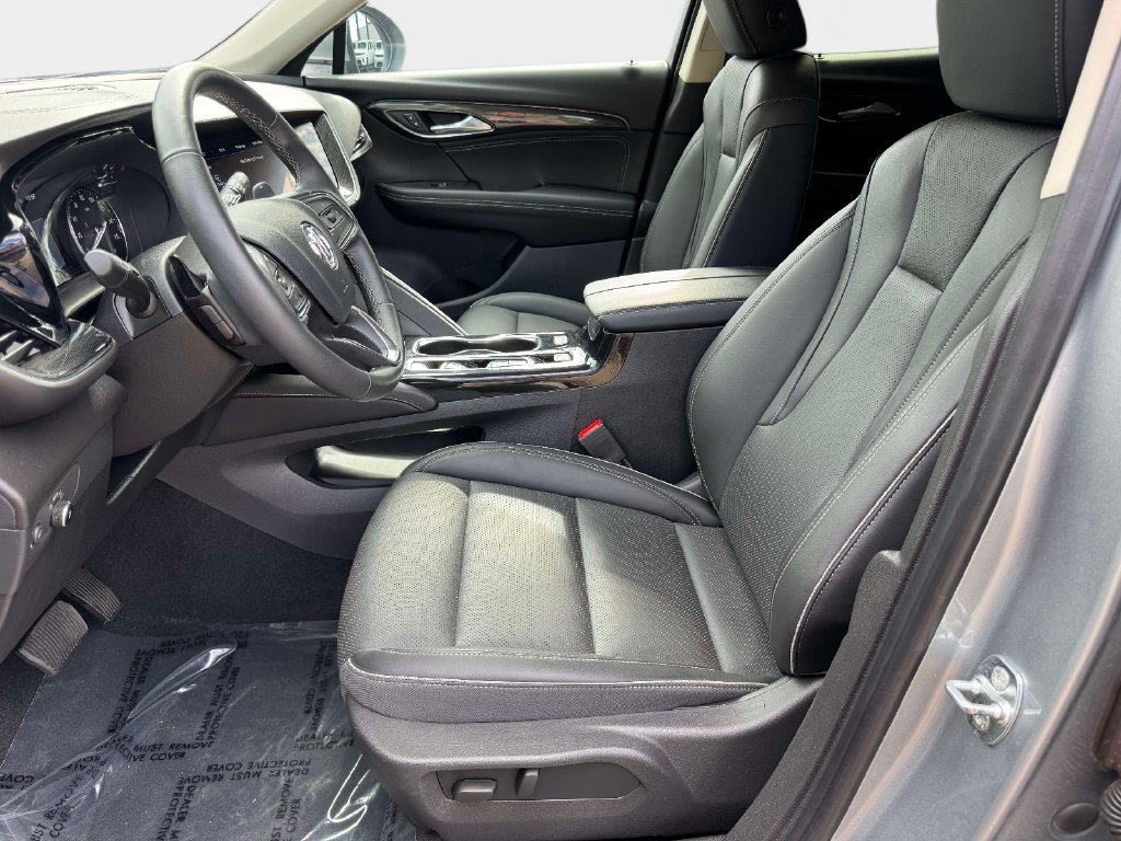 Used 2023 Buick Envision Essence AWD/4WD image 15