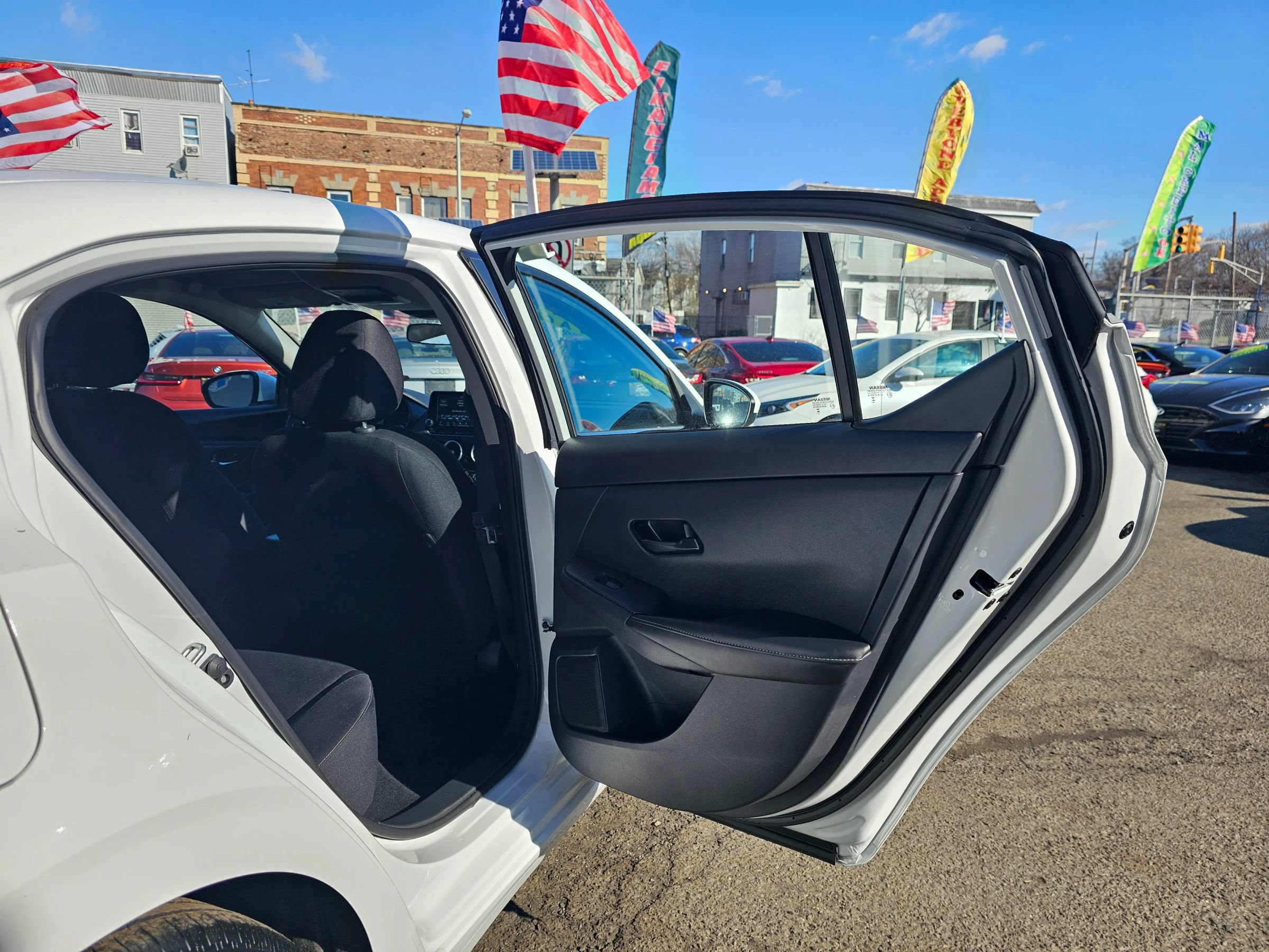 Used 2025 Nissan Sentra SV FWD image 12