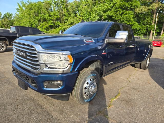 Used 2024 RAM 3500 Limited w/ Towing Technology Group image 11