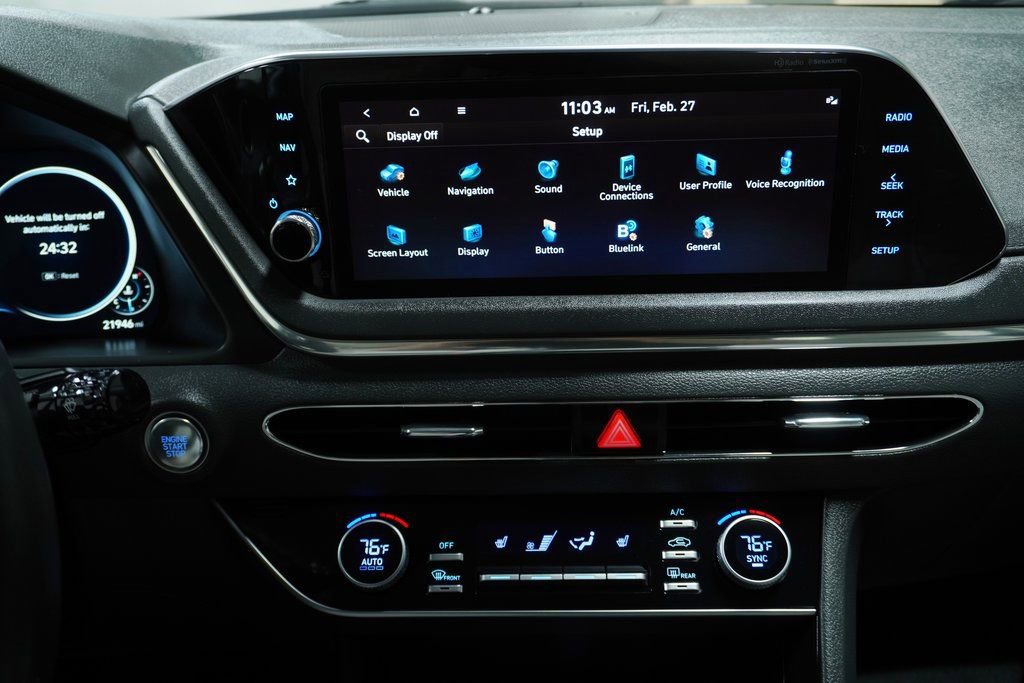 Certified 2023 Hyundai Sonata SEL w/ Convenience Package image 17