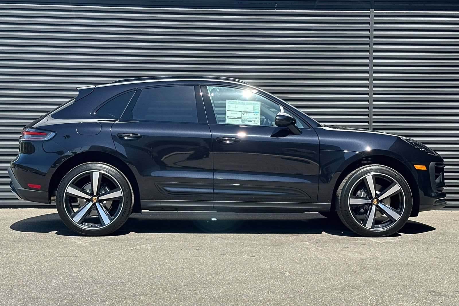 New 2026 Porsche Macan AWD/4WD image 9
