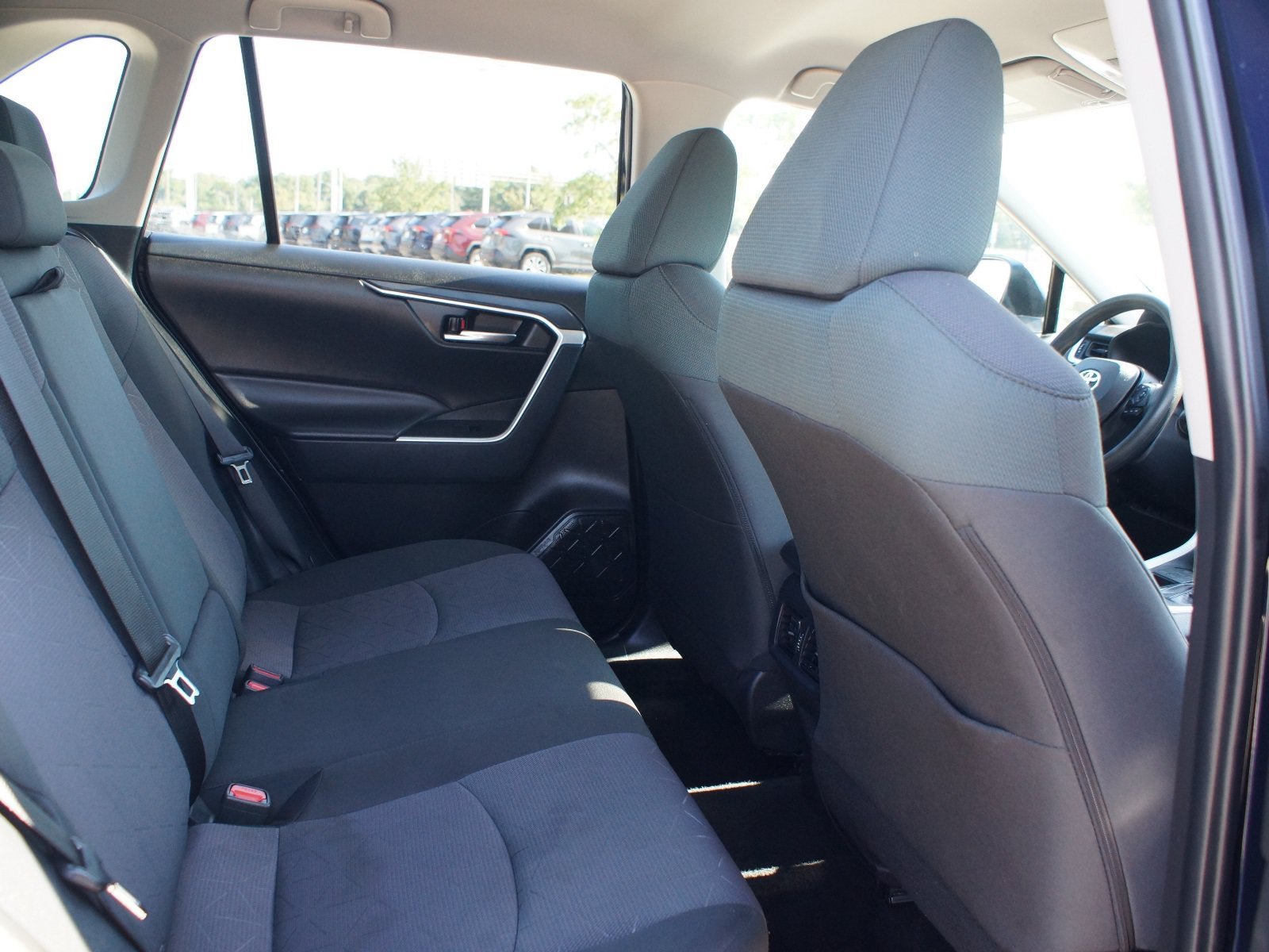 Used 2025 Toyota RAV4 XLE AWD/4WD image 20