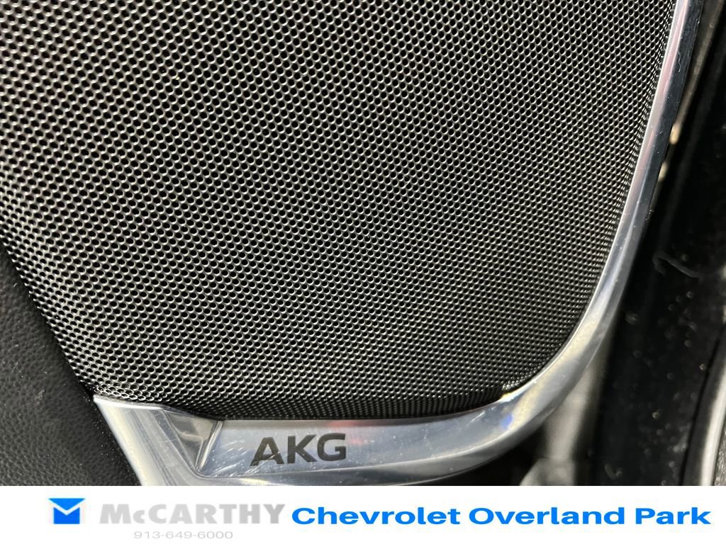 Used 2021 Cadillac Escalade ESV Sport Platinum w/ LPO, ONYX Package image 18