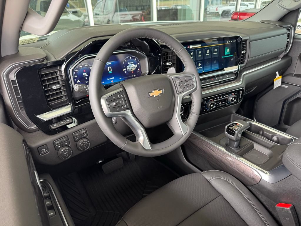 New 2026 Chevrolet Silverado 1500 LTZ AWD/4WD image 3