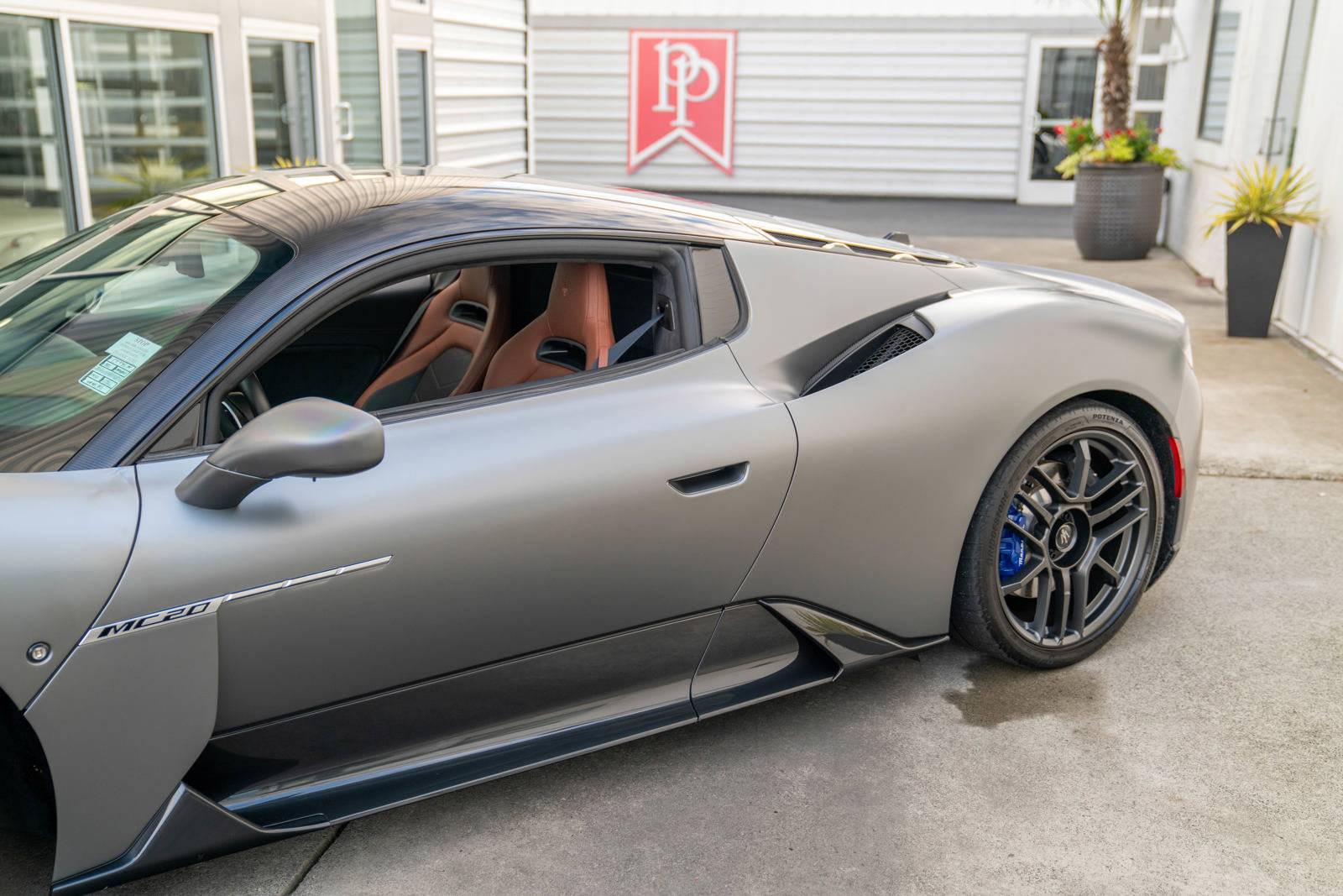 Used 2022 Maserati MC20 Coupe image 10