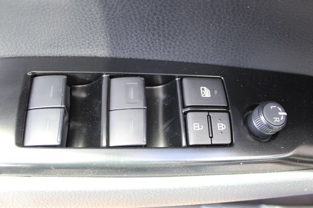 Certified 2026 Toyota Camry SE FWD image 28