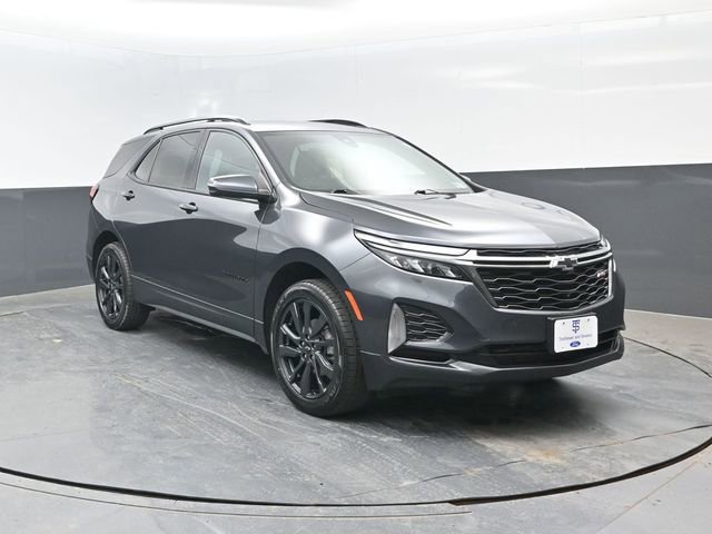 Used 2023 Chevrolet Equinox RS w/ RS Leather Package AWD/4WD image 2