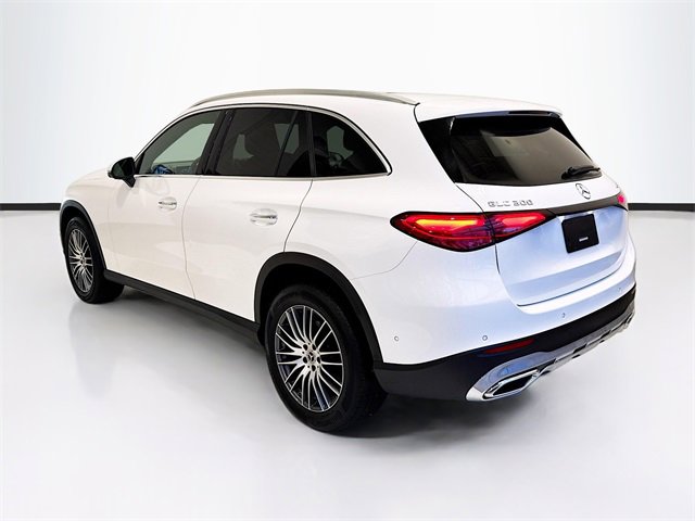 Certified 2025 Mercedes-Benz GLC 300 4MATIC image 7