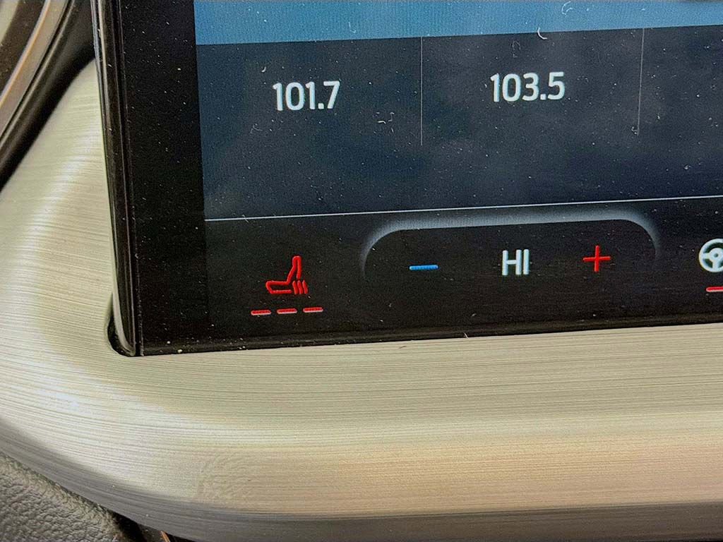 Used 2024 Ford Escape Platinum image 35