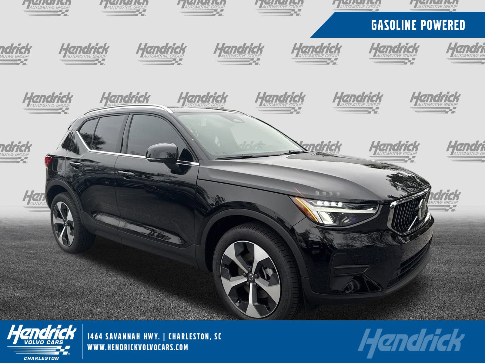 New 2025 Volvo XC40 B5 Core w/ Protection Package Premier