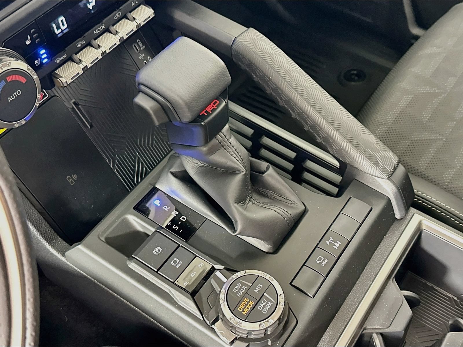 New 2026 Toyota 4Runner TRD Off-Road Premium AWD/4WD image 17