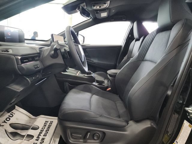 New 2026 Toyota C-HR AWD/4WD image 17