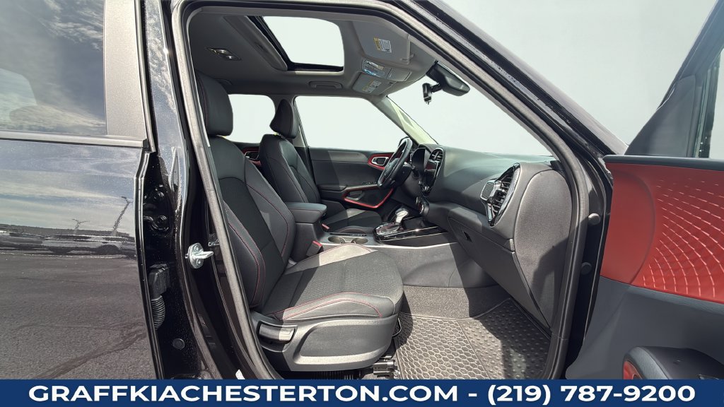 Used 2024 Kia Soul GT-Line w/ Option Group 020 FWD image 38