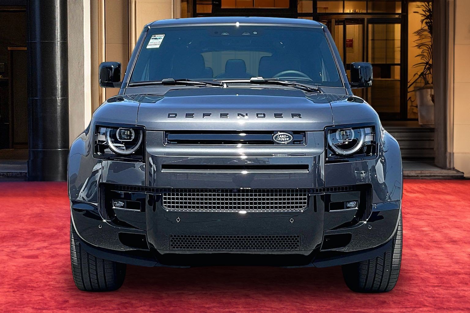 New 2026 Land Rover Defender 130 X-Dynamic SE AWD/4WD image 2
