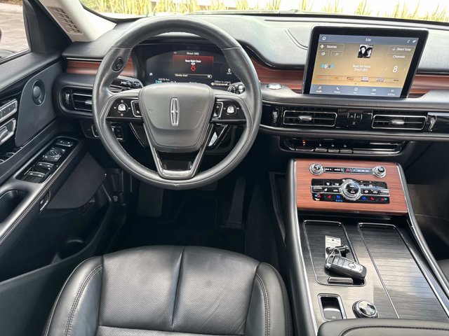 Used 2022 Lincoln Aviator Reserve w/ Equipment Group 201A image 28