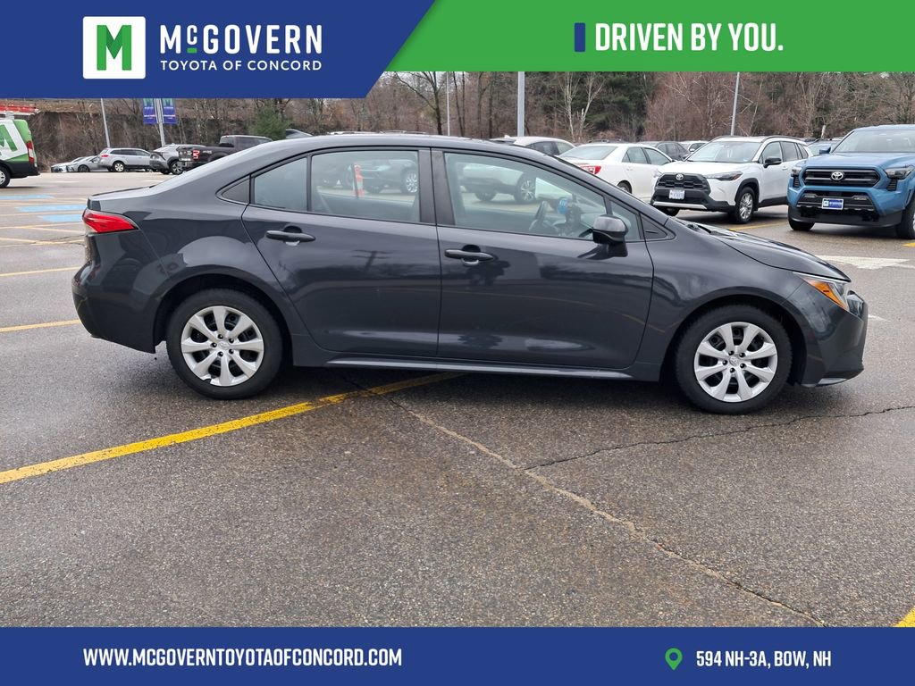 Used 2023 Toyota Corolla LE image 8