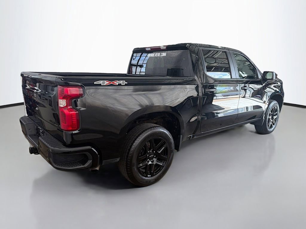 Used 2022 Chevrolet Silverado 1500 Custom w/ LPO, Dark Essentials Package AWD/4WD image 9