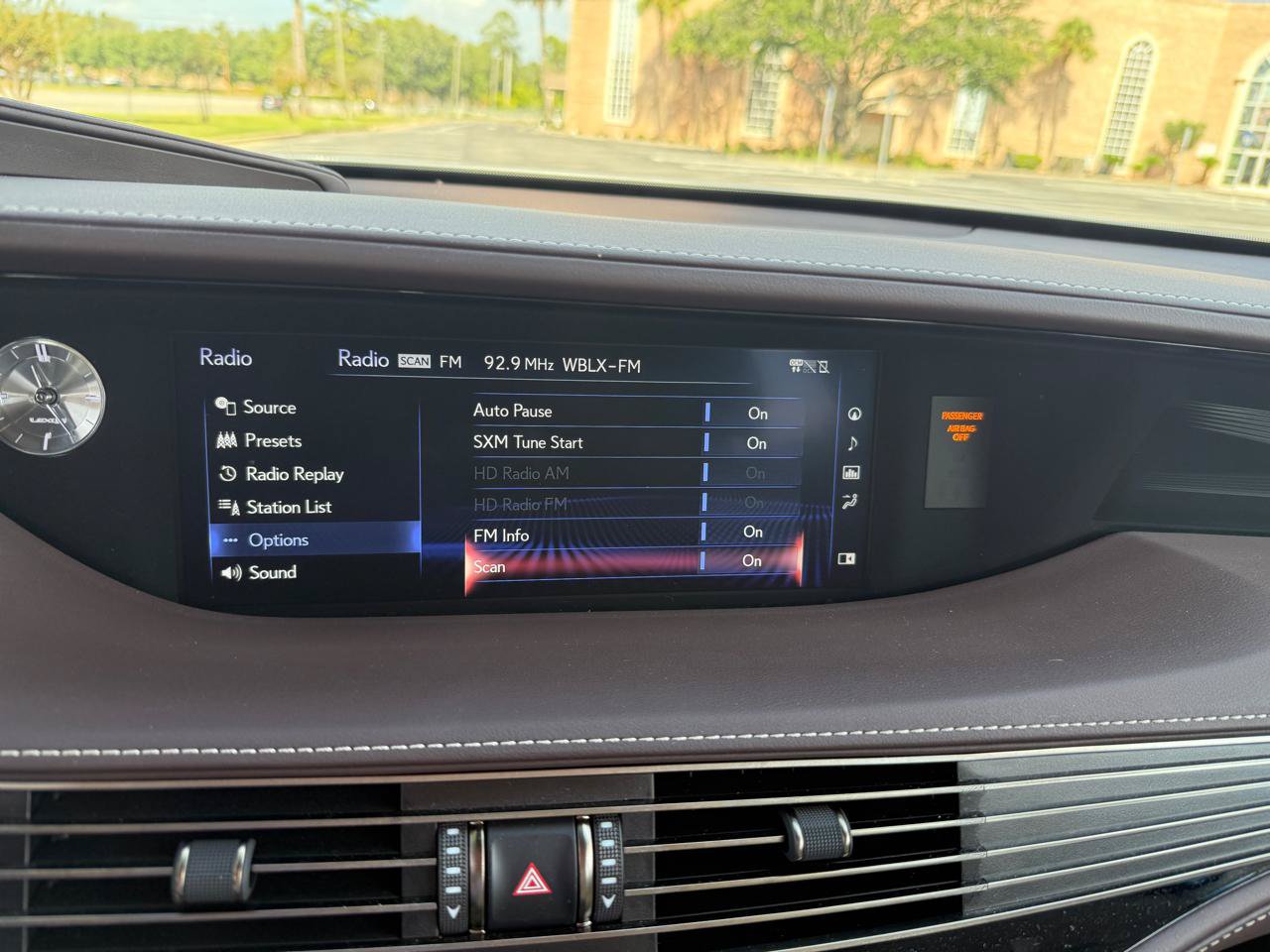 Used 2018 Lexus LS 500h AWD w/ Interior Upgrade Package image 33