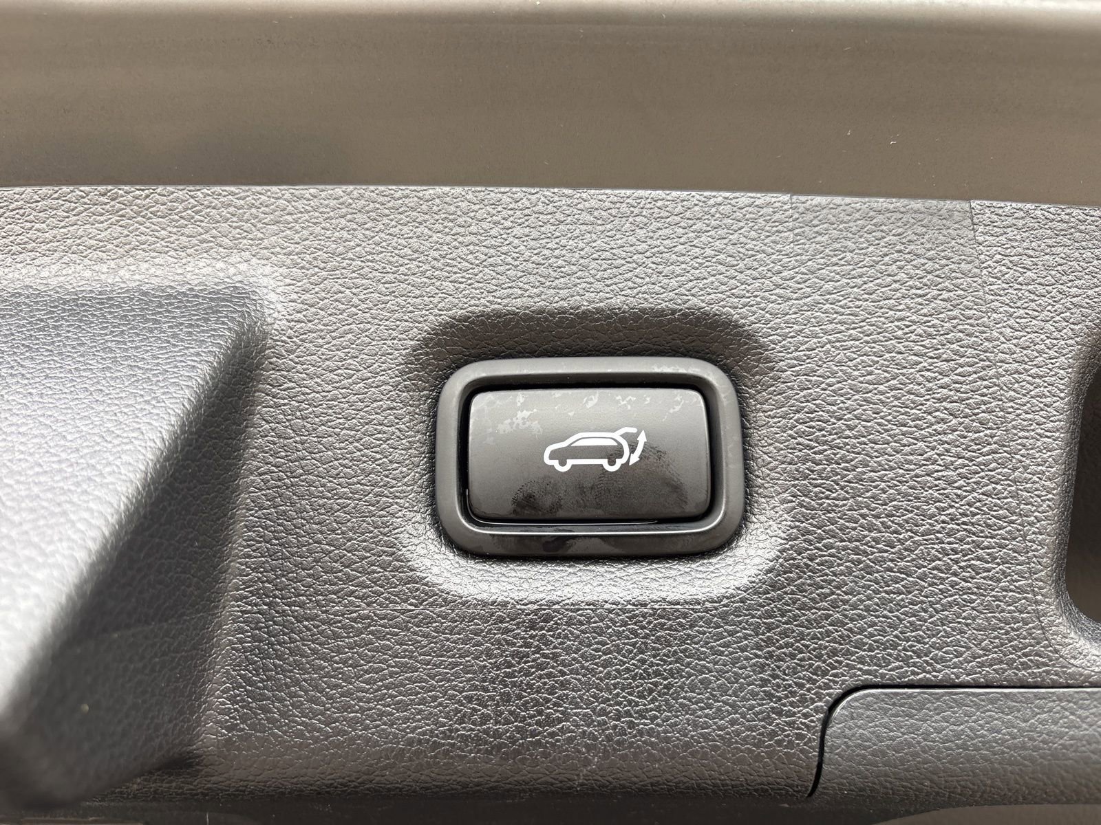 Used 2022 Hyundai Santa Fe Limited image 18