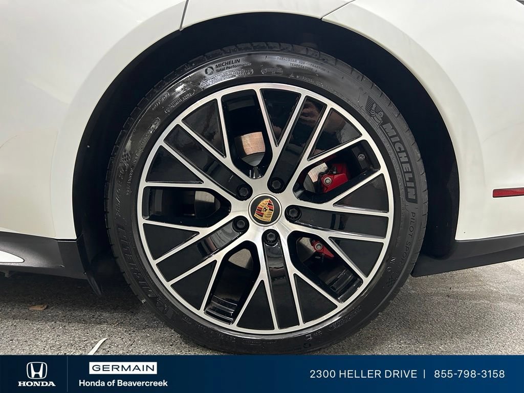 Used 2021 Porsche Taycan 4S AWD/4WD image 14