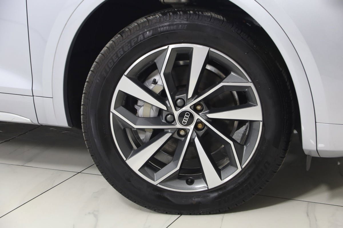 Used 2022 Audi Q5 2.0T Premium Plus image 14