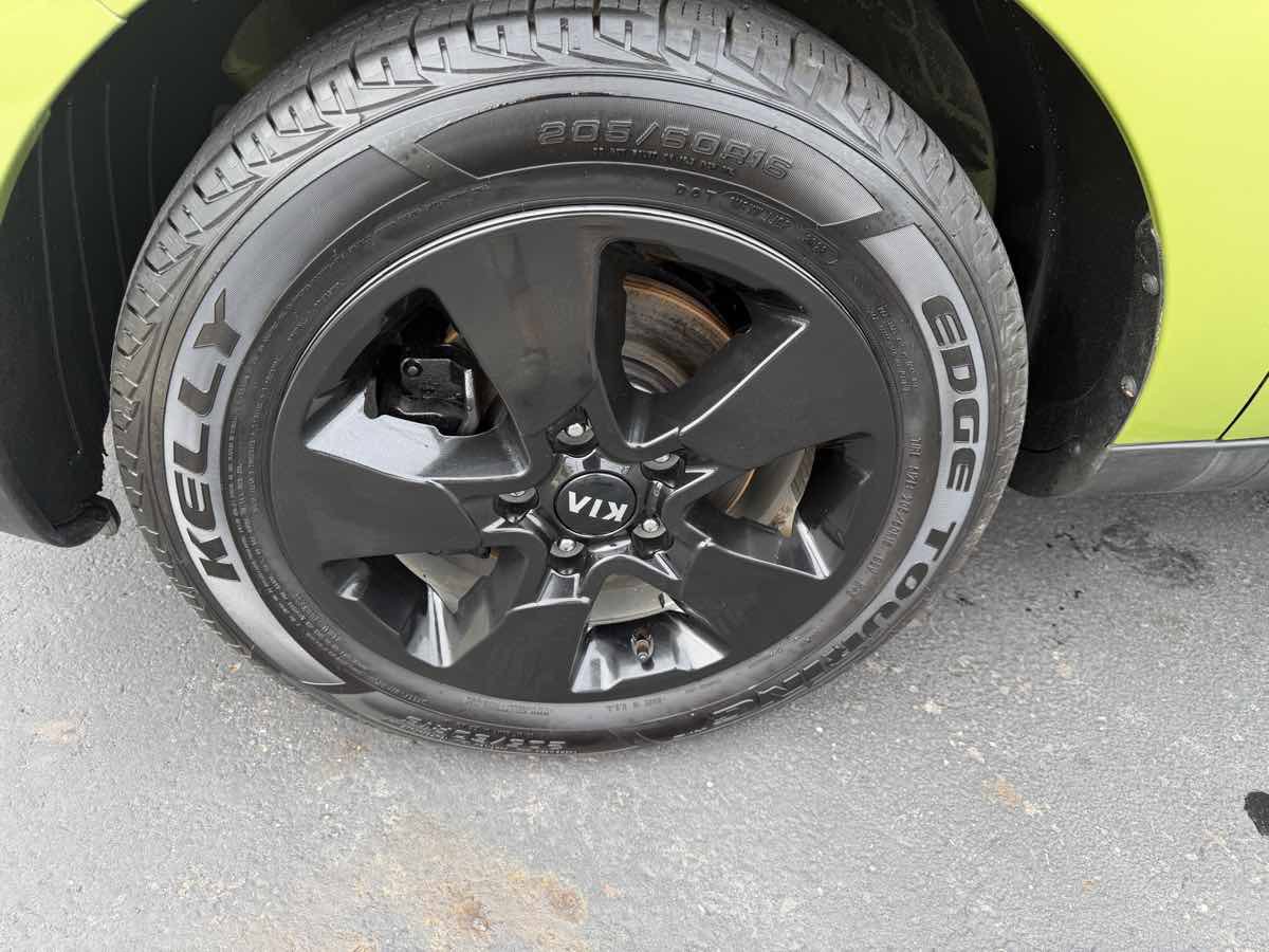 Used 2018 Kia Soul FWD image 9