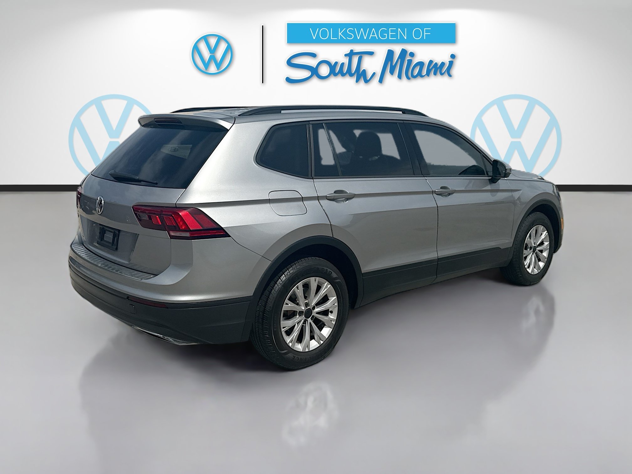 Used 2019 Volkswagen Tiguan S w/ Driver Assistance Package FWD image 7
