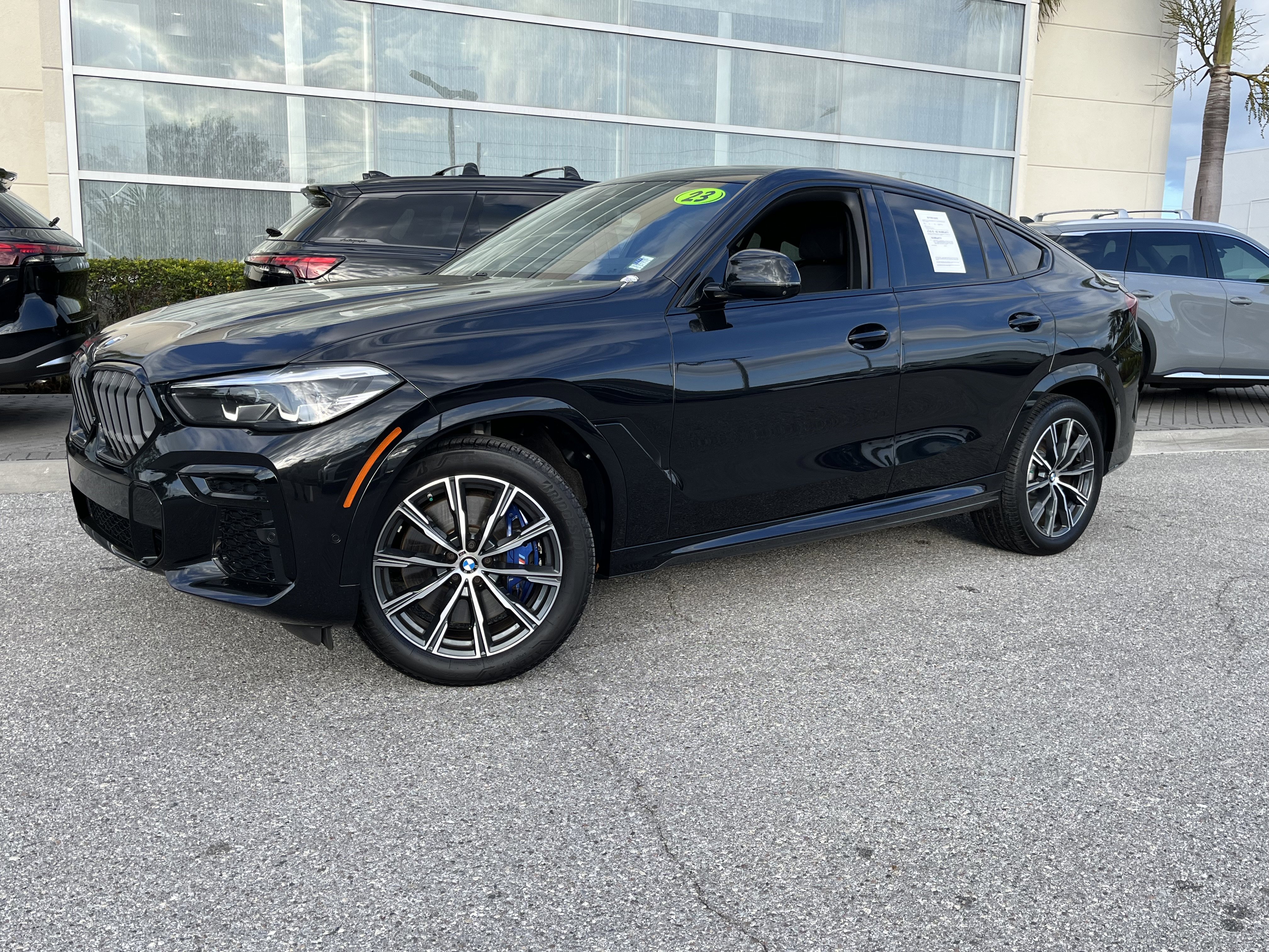 Used 2023 BMW X6 M50i w/ Climate Comfort Package image 1