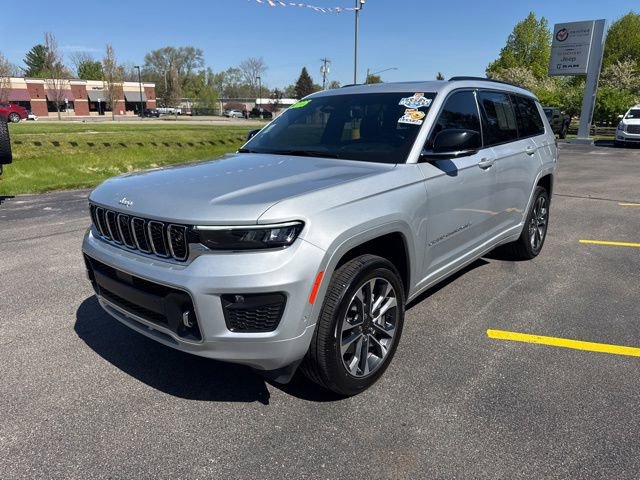 Certified 2025 Jeep Grand Cherokee L Overland w/ Advanced Protech Group III AWD/4WD image 3