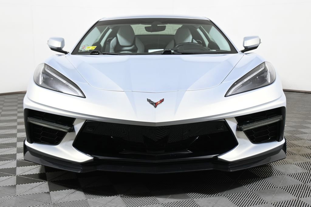 Used 2021 Chevrolet Corvette Stingray Premium Conv w/ Z51 Performance Package RWD image 9
