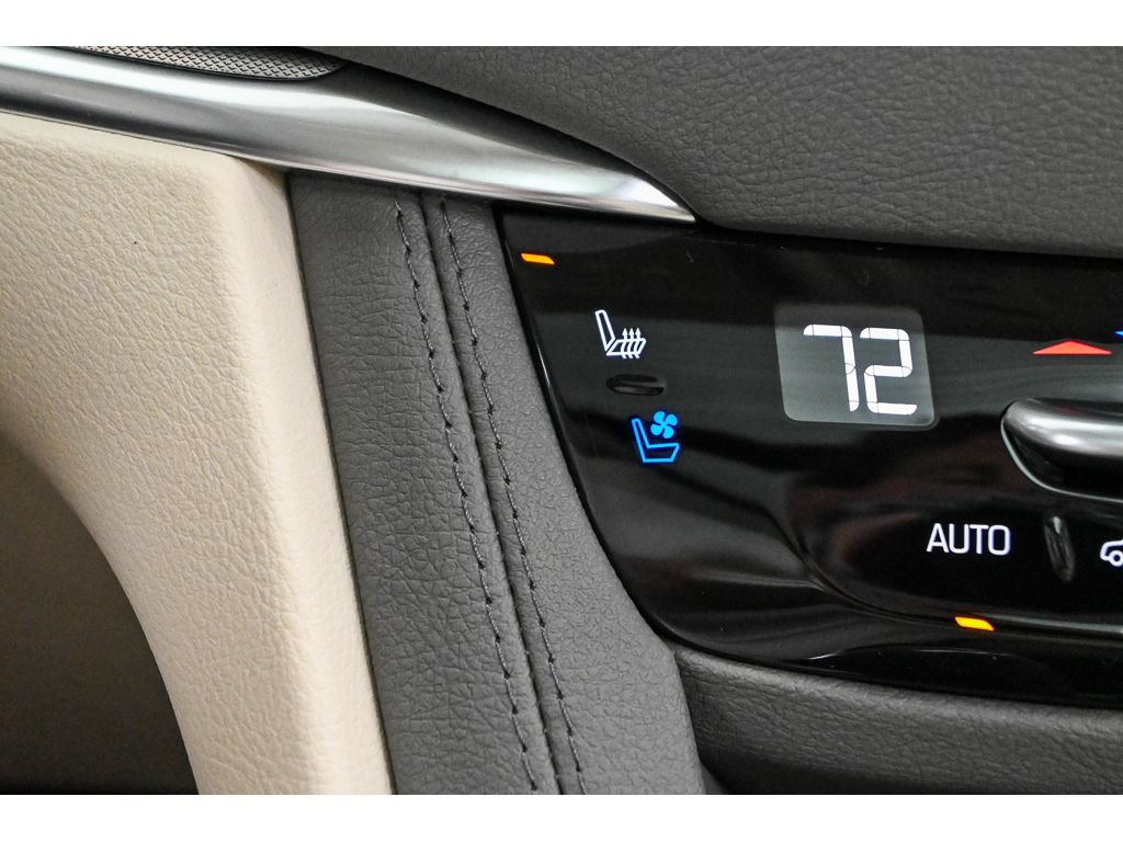 New 2026 Cadillac XT5 Premium Luxury w/ Driver Assist Package AWD/4WD image 33