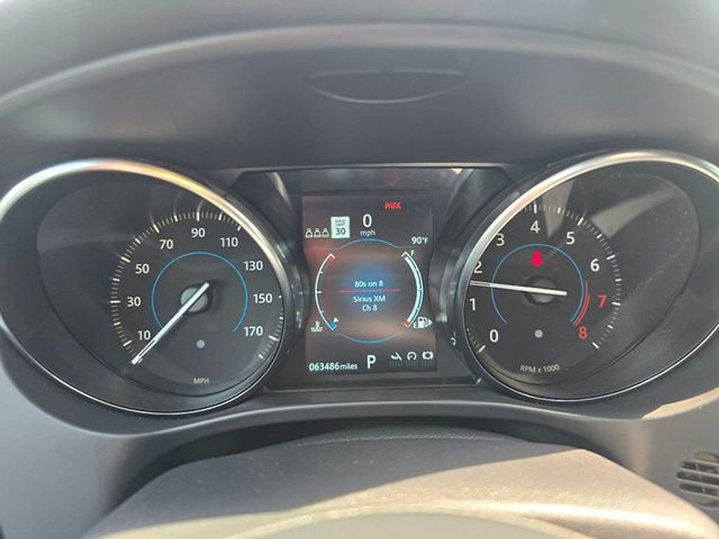 Used 2020 Jaguar F-PACE Premium image 20