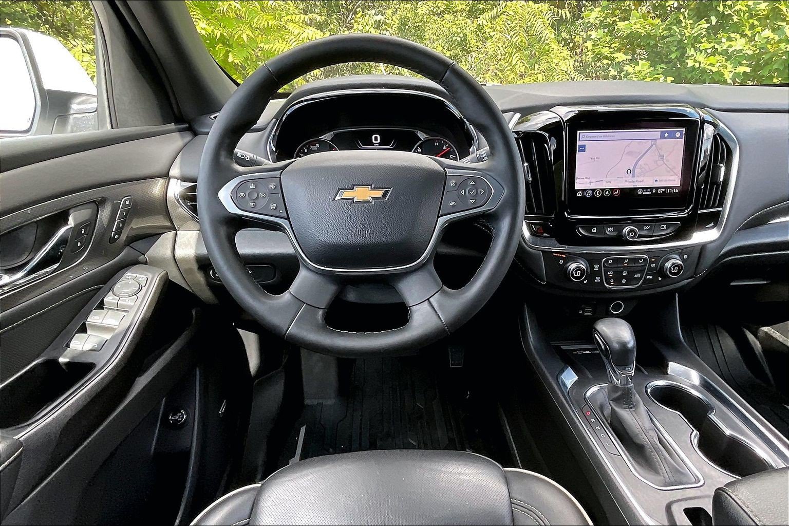 Used 2023 Chevrolet Traverse Premier AWD/4WD image 5
