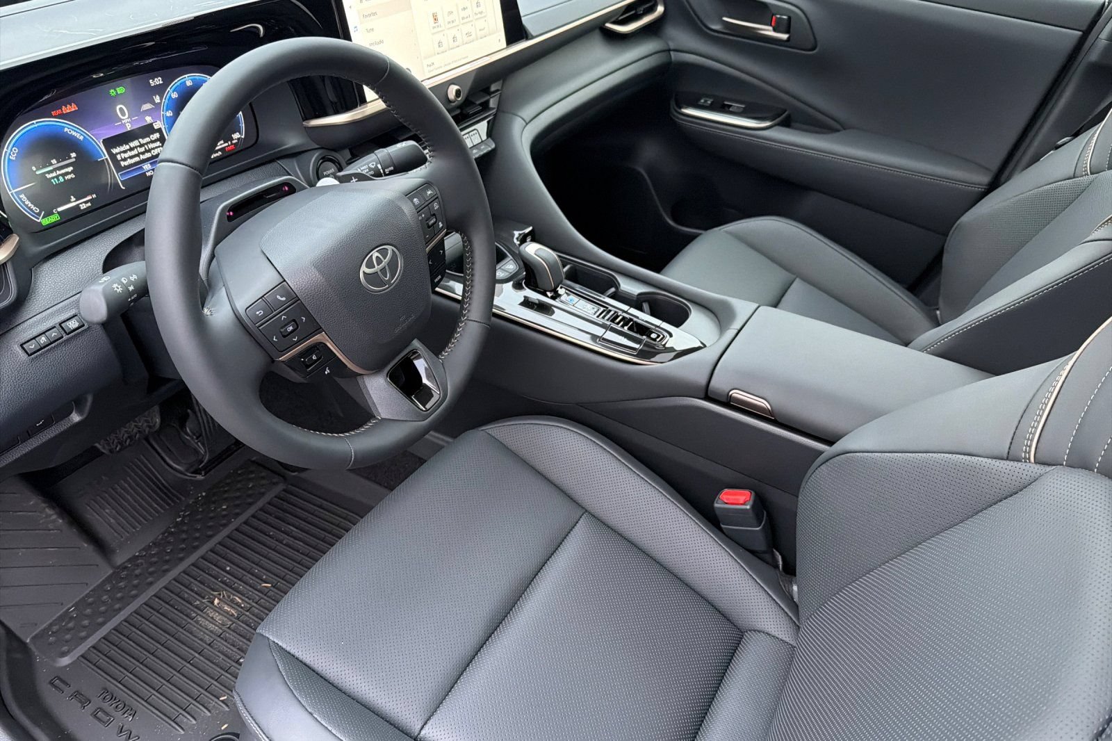 New 2026 Toyota Crown Platinum AWD/4WD image 7