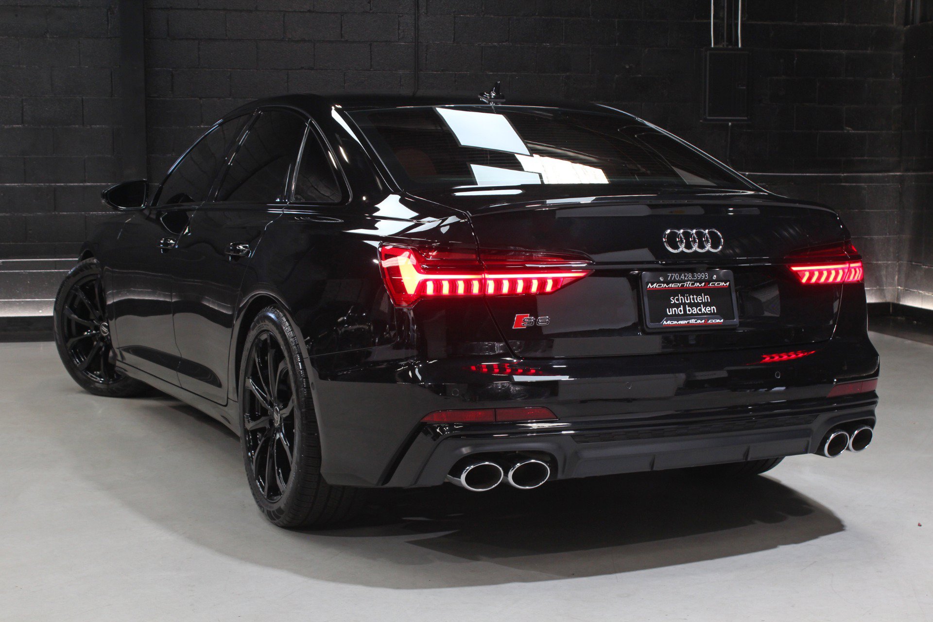 Used 2025 Audi S6 Premium Plus AWD/4WD image 9