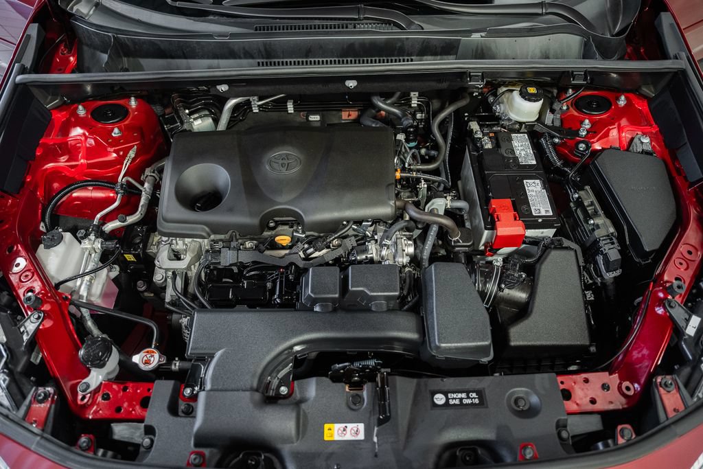 Certified 2025 Toyota RAV4 LE AWD/4WD image 16