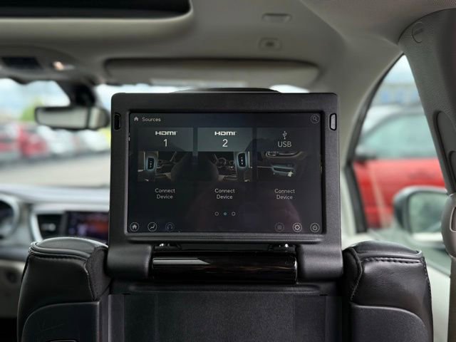 Used 2019 Chrysler Pacifica Limited FWD image 26